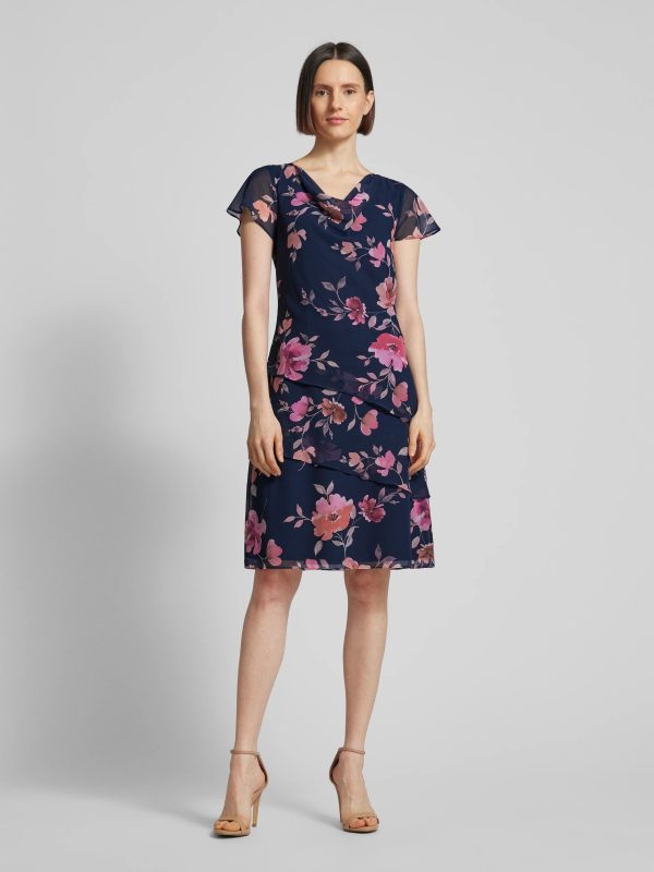 Kjole med Blomstret Print